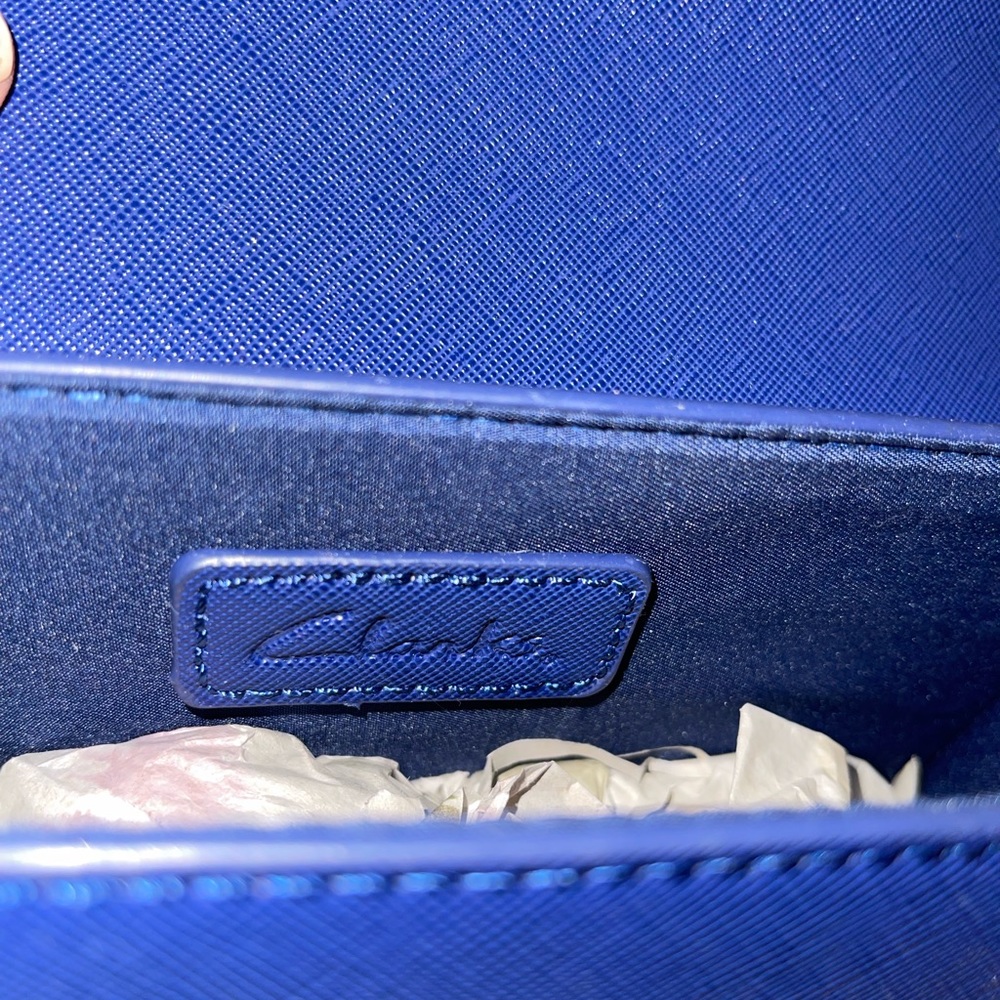 Clarks - Picture 6 of 7